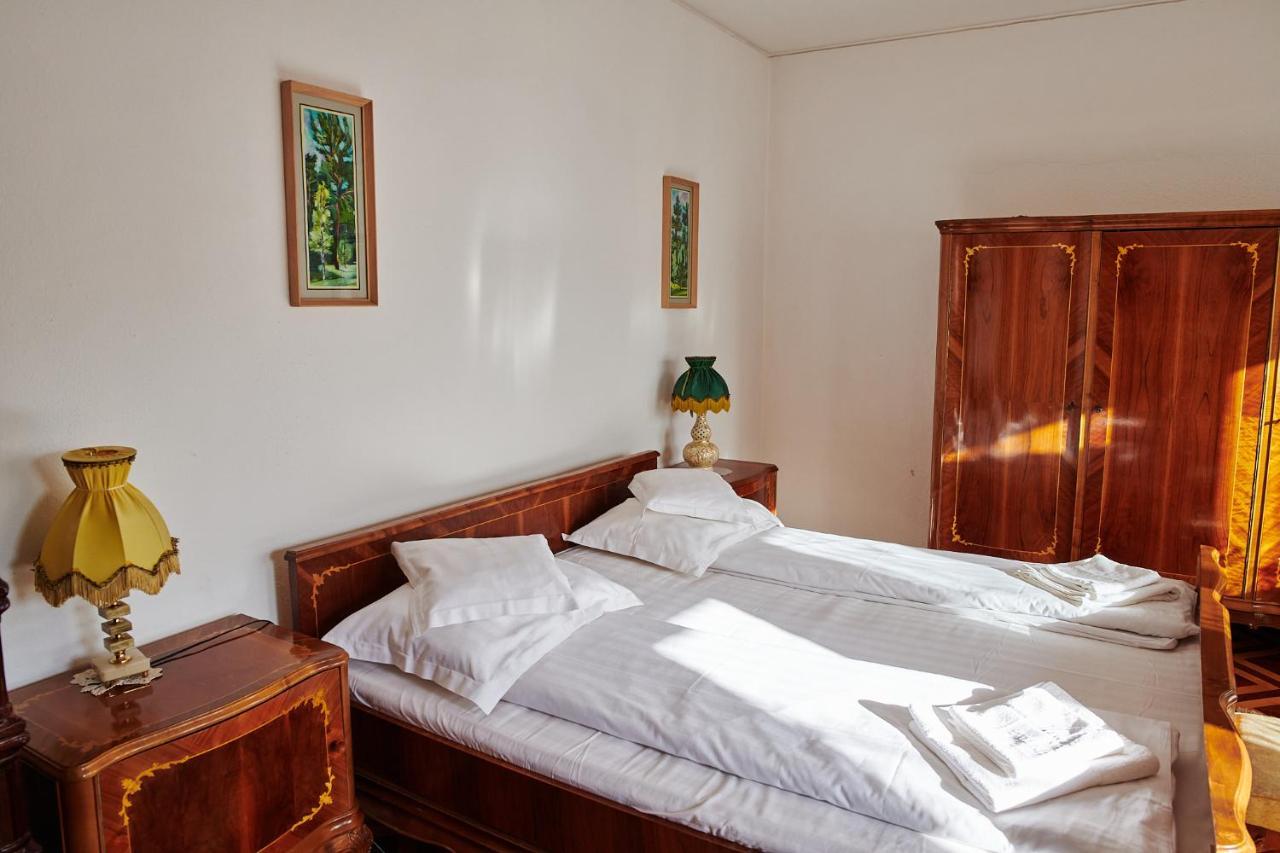 Kormos Bed & Breakfast