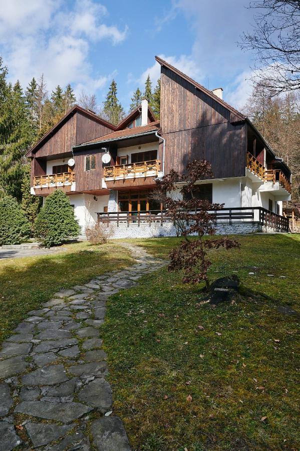 Bed & Breakfast Kormos *