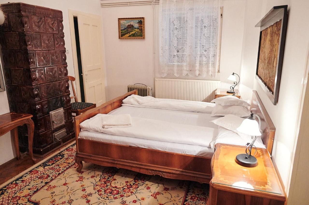 Kormos Bed & Breakfast